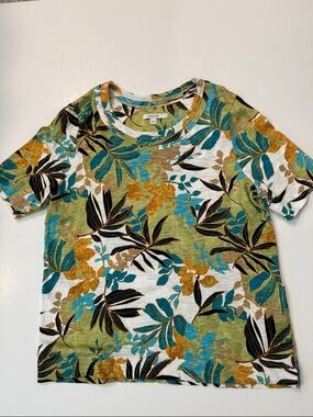 Chico's SZ 2 Green Floral Print Tee with Teal and Mustard Accents